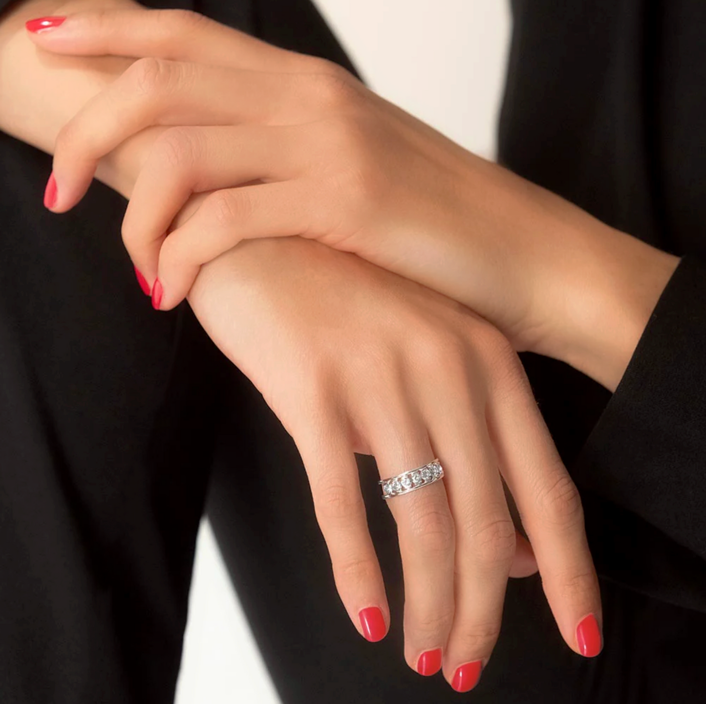 Seven Diamond Ring