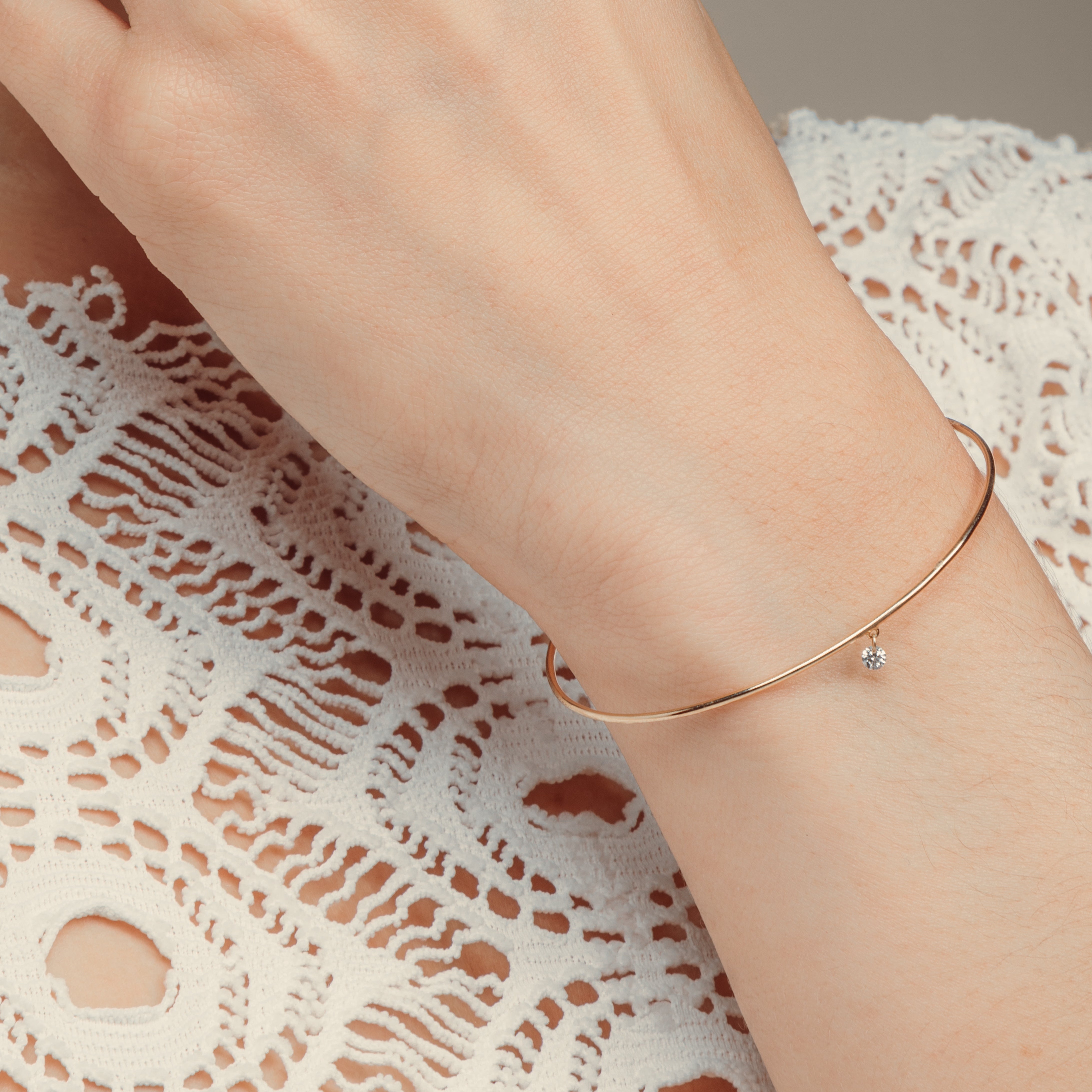 Floating Diamond Bracelet – Gina Cueto