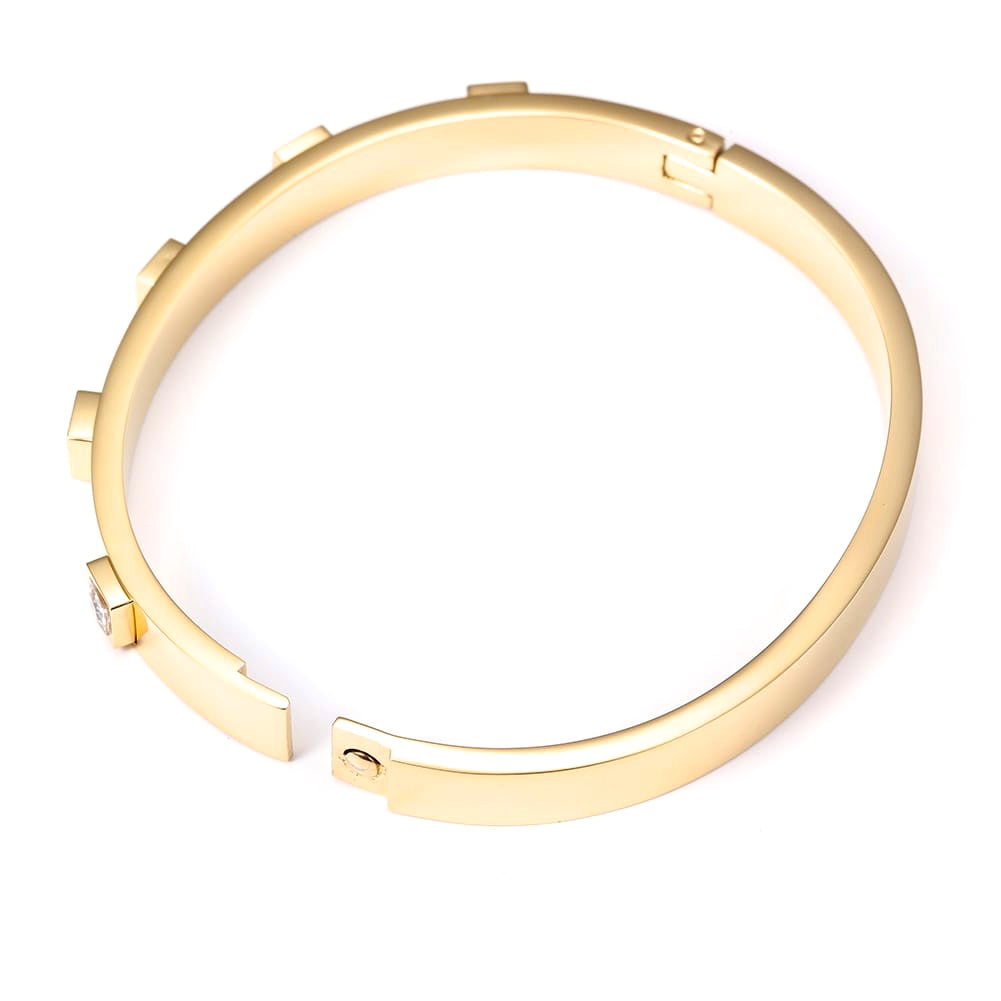 Gaia Bangle